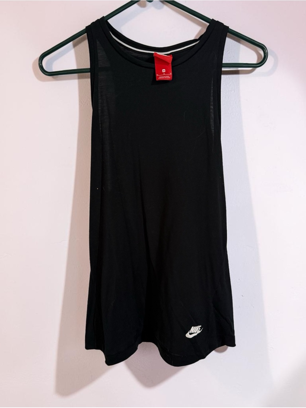 Nike Women’s Racerback Athletic Tank Top - Black (Medium)
